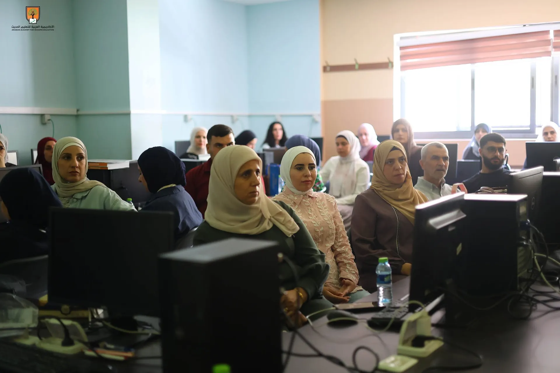 ورشة في مختبر الحاسوب